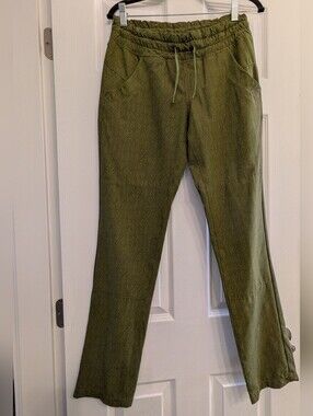 Women's MEC Amanita Olive Green Leg Pants